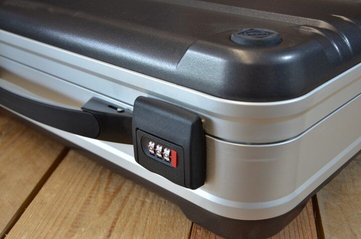 Zarges K411 Attachékoffer - verbindet Aluminiumdesign mit Kratzfestigkeit
