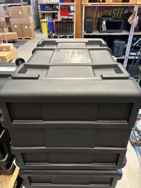 Review SKB Roto Shockmount Rack 19" 8HE 30" Einbautiefe - Was kann das Rack?