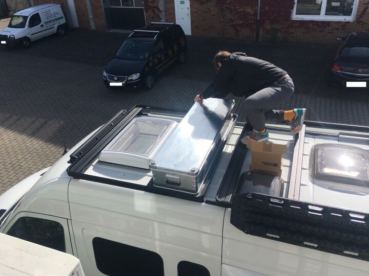 Videoblogger wollen autark sein - Zarges Aluminiumboxen K470